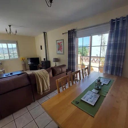 Casa Sunflower Villa *