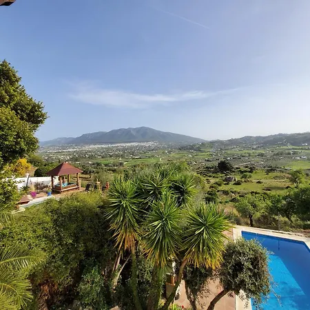 Casa Sunflower Villa *